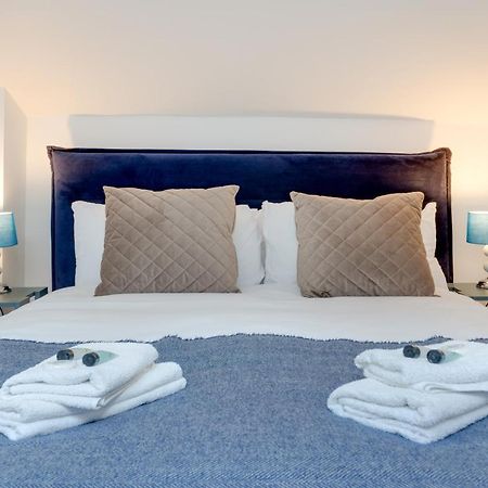 Suites By Rehoboth - M'Nuchah - Camden Road Лондон Екстер'єр фото
